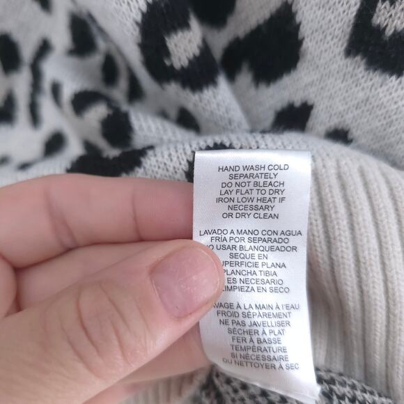 Kut from the Kloth Boxy Neutral Animal Leopard Print CowlNeck Pullover Sweater S - Picture 8 of 13